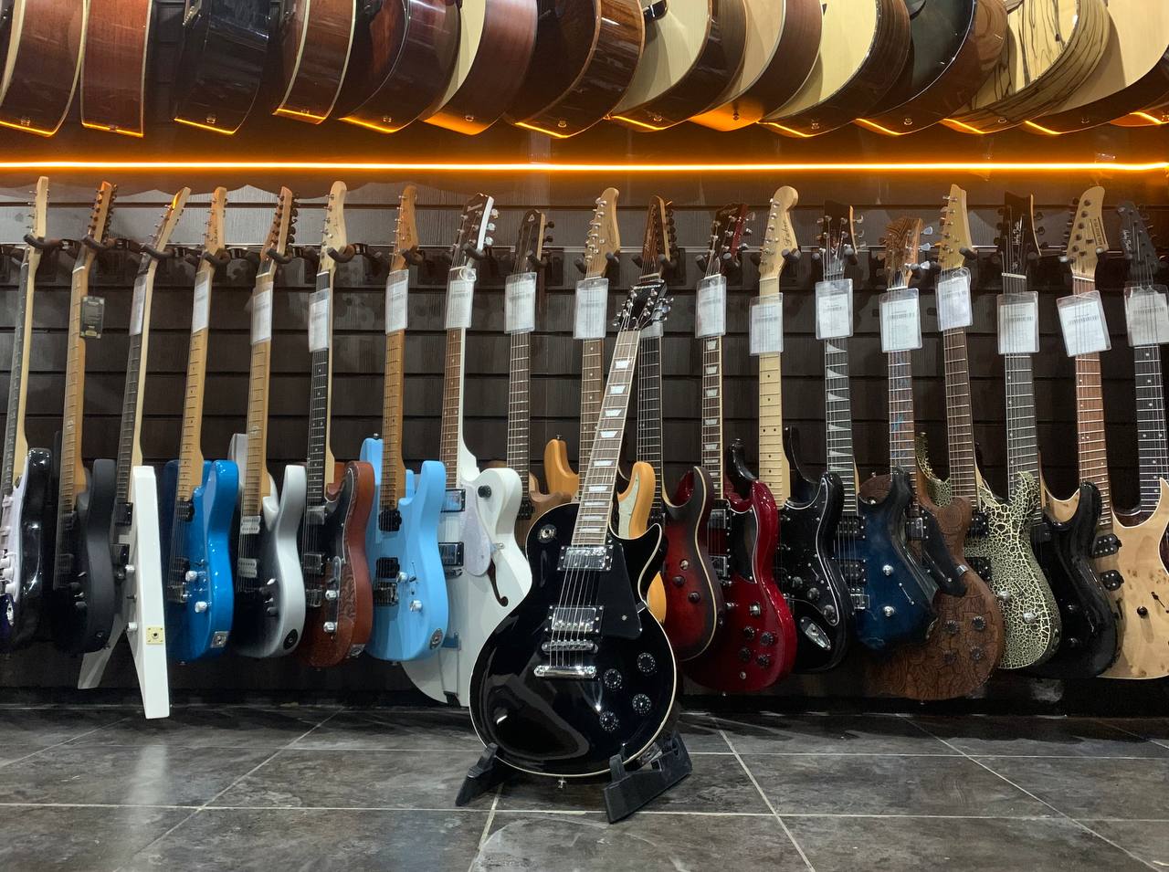 Электрогитара Les Paul Black HH Venom