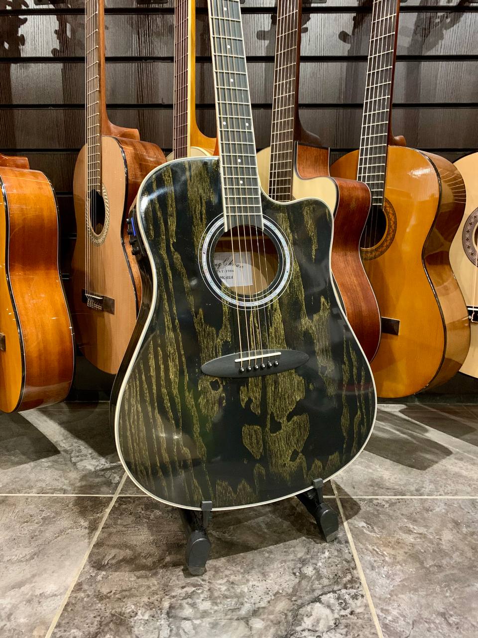 Акустическая Гитара с Подключением (Массив Ели) - изображение 3