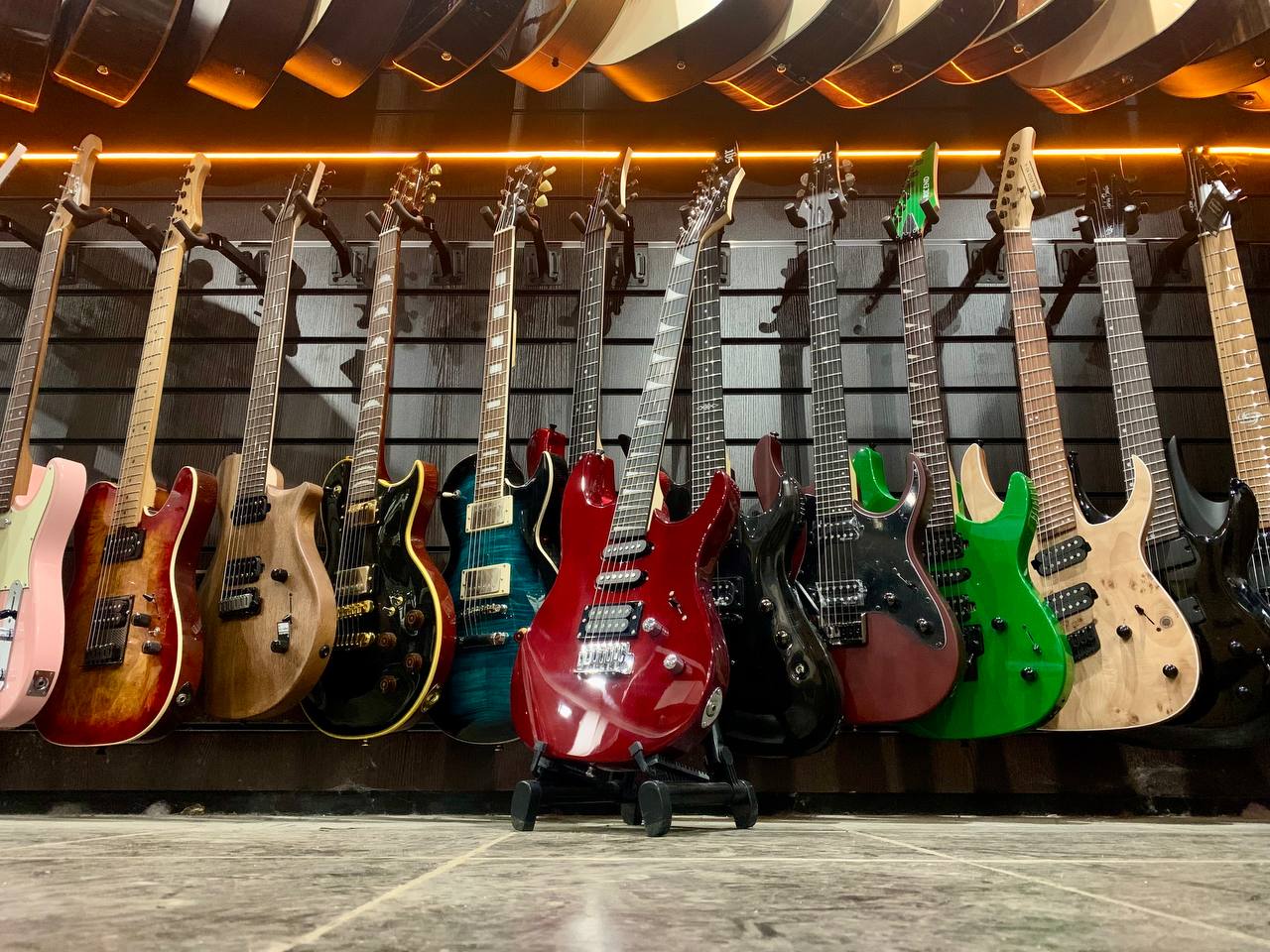 Электрогитара Smiger SuperStratocaster HSS