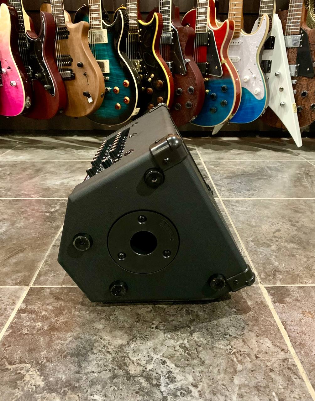 Аккумуляторный Комбоусилитель CM 80 ват (6 каналов) - изображение 3