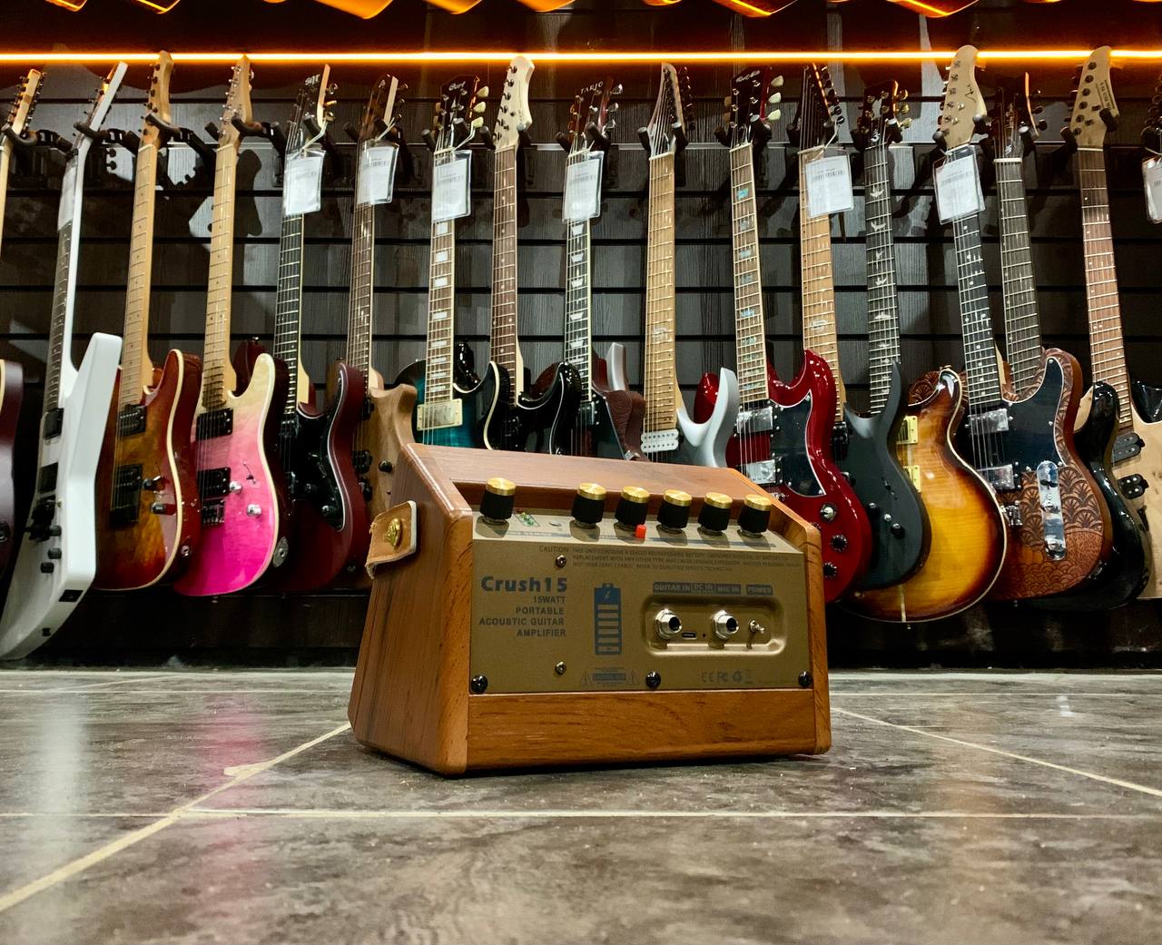 Портативный Комбик 15 ват (Гитара + Микрофон) - изображение 2