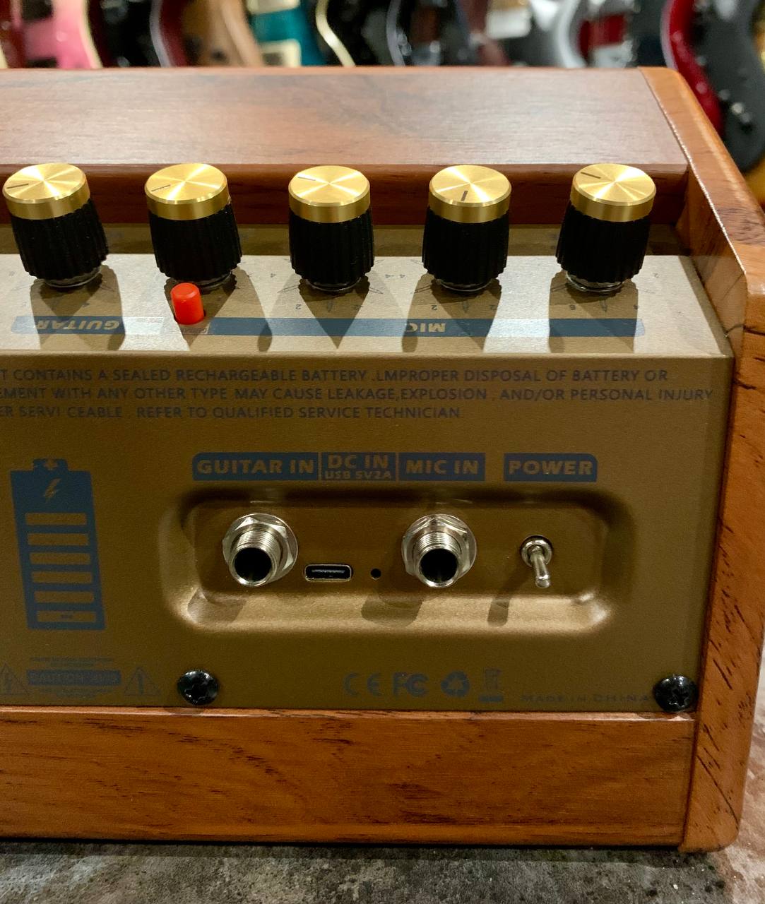 Портативный Комбик 15 ват (Гитара + Микрофон) - изображение 10