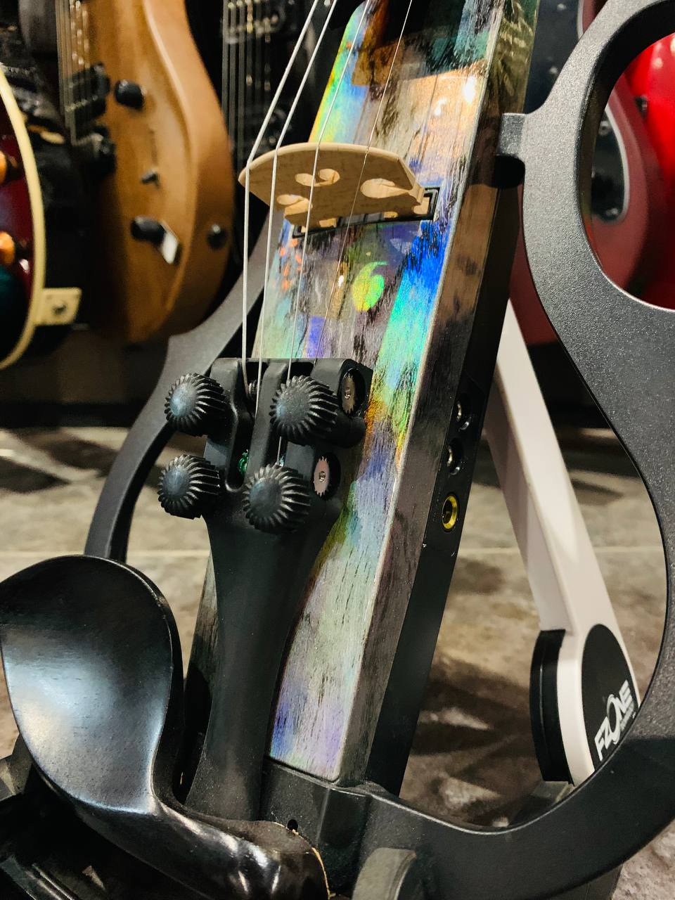 Электроскрипка Kingloss (полный комплект) - изображение 3