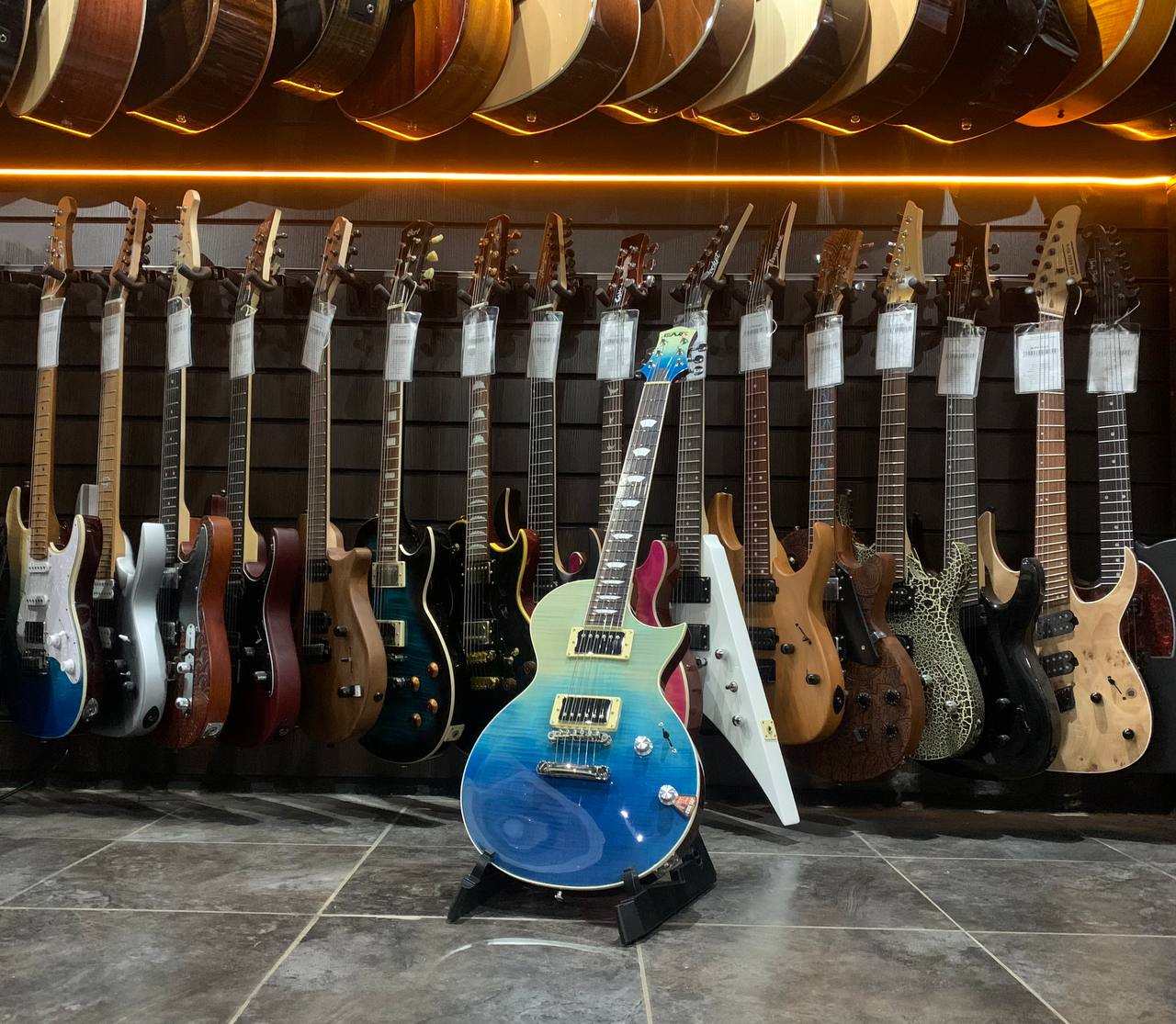 Электрогитара EART Guitar EGPL-620 Blue Faded