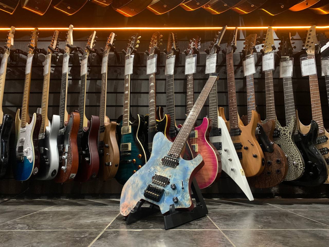 Безголовая Электрогитара Eart Guitar GW2 Headless Blue
