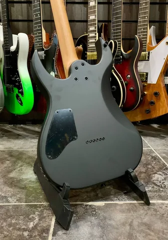 Электрогитара Spira Super Stratocaster 400 MBK