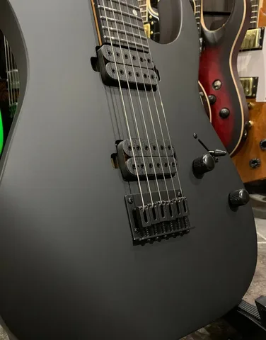 Электрогитара Spira Super Stratocaster 400 MBK