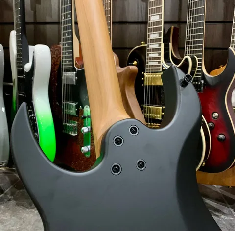 Электрогитара Spira Super Stratocaster 400 MBK