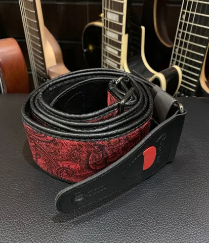Ремень для Гитар Premium Paisley Velvet Red
