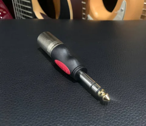 Переходник Soundking Stereo (разъем переходной) XLR штекер - 1/4
