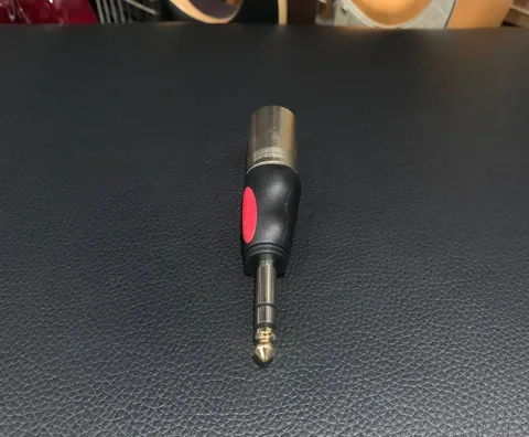 Переходник Soundking Stereo (разъем переходной) XLR штекер - 1/4