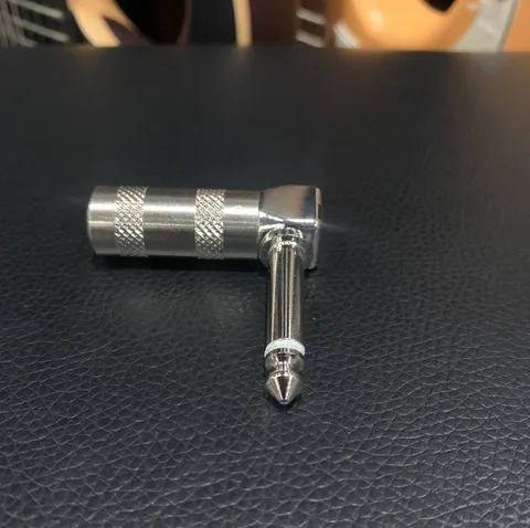 Разъем Soundking Jack Угловой на Кабель 1/4” Male (6,35мм)