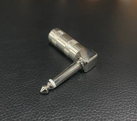 Разъем Soundking Jack Угловой на Кабель 1/4” Male (6,35мм)