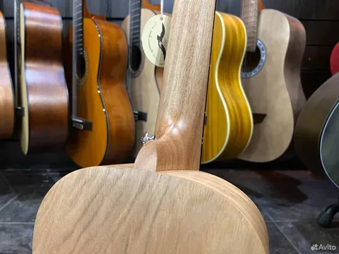 Укулеле из Красного Дерева Olive