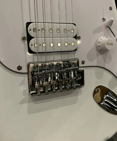 Электрогитара Bosstone Stratocaster HH WH - изображение 7