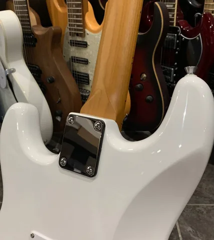 Электрогитара Bosstone Stratocaster HH WH - изображение 9