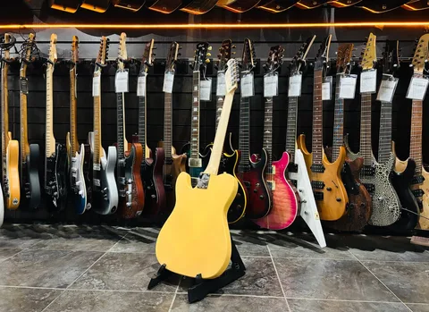 Электрогитара SQOE Telecaster SS Yellow - изображение 2