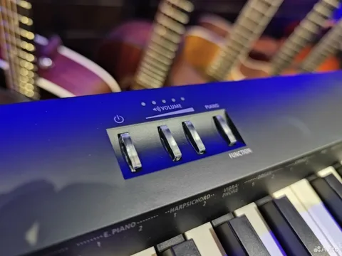 Цифровое Пианино Roland + Стойка (комплект)