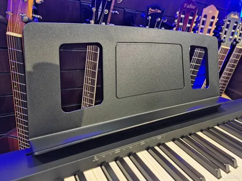 Цифровое Пианино Roland + Стойка (комплект)