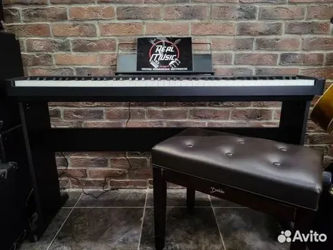 Цифровое пианино Casio (Япония) для Муз школы