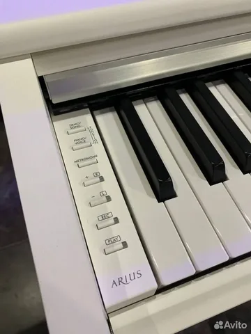 Корпусное Пианино Yamaha 145 YDP-WH + Банкетка