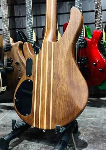 Бас Гитара Custom Shop (на Базе Jackson) + Кейс