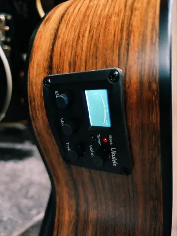 Бас Укулеле Olive EQ из Массива Красного Дерева (Струны Металл) - изображение 6