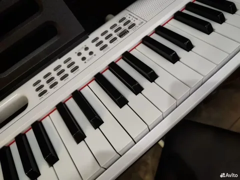 Синтезатор Emily Piano с Активной Клавиатурой и Bluetooth