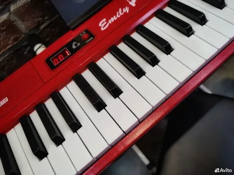 Синтезатор Emily Piano с Bluetooth и Активной Клавиатурой