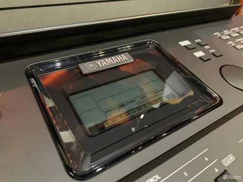 Синтезатор Yamaha PSR 473 + Стойка