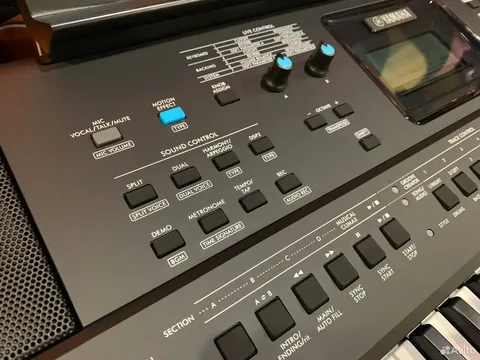 Синтезатор Yamaha PSR 473 + Стойка
