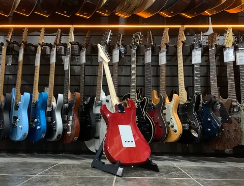 Электрогитара SuperStratocaster VT-RD SSH