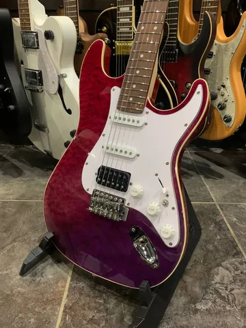 Электрогитара SuperStratocaster VT-RD SSH