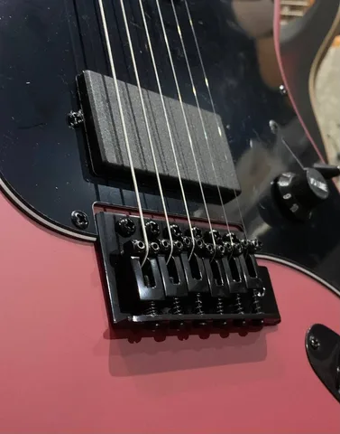 Электрогитара Stratocaster HH Cherry Mate