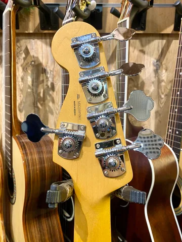 Бас Гитара Fender Player Plus Jazz Bass V MN Opal Spark (Mexico) - изображение 8