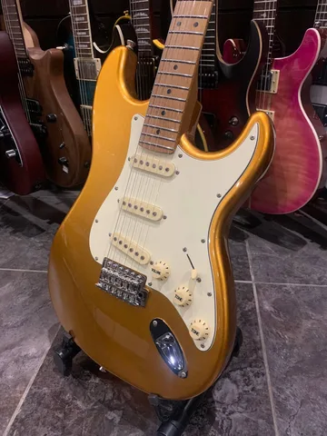 Электрогитара Jet Stratocaster Gold Edition - изображение 3