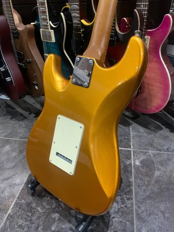 Электрогитара Jet Stratocaster Gold Edition - изображение 4
