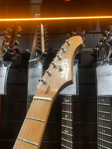 Электрогитара Jet Stratocaster Gold Edition - изображение 8