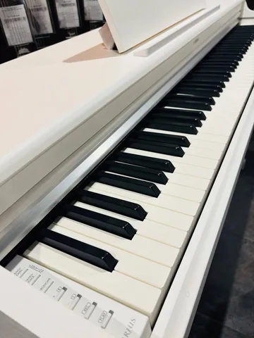 Корпусное Цифровое Пианино Yamaha YDP-145 WH