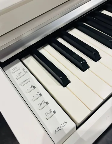 Корпусное Цифровое Пианино Yamaha YDP-145 WH