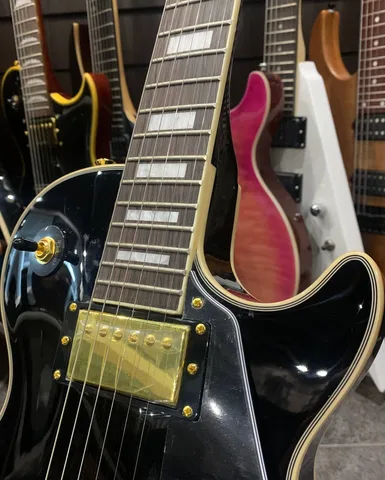 Электрогитара McCartney Les Paul Gold Black - изображение 5