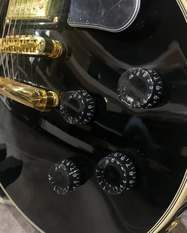 Электрогитара McCartney Les Paul Gold Black - изображение 6