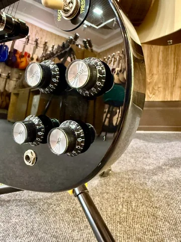 Электрогитара Epiphone SG Standard Ebony - изображение 4