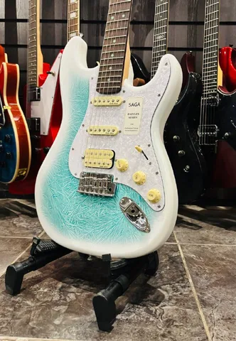 Электрогитара Premium Stratocaster Saga HSS - изображение 5