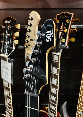 Электрогитара Schecter Black Avenger - изображение 9