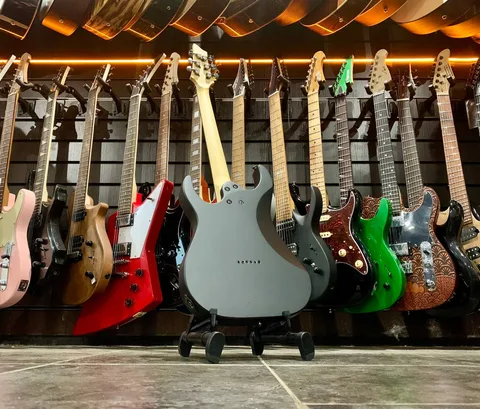 Электрогитара Schecter Banshee SGR Satin Black - изображение 2