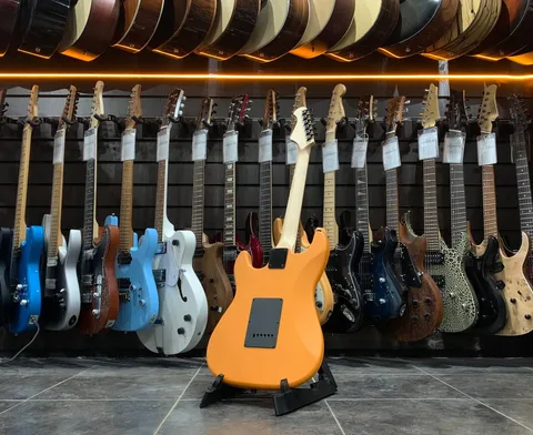 Электрогитара Stratocaster HH Orange - изображение 3
