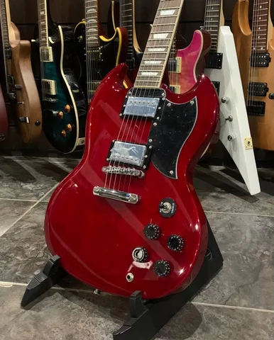 Электрогитара McCartney SG Cherry - изображение 3