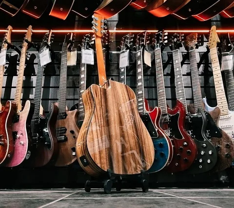 Электроакустическая Гитара Kaspai с Fishman - изображение 2