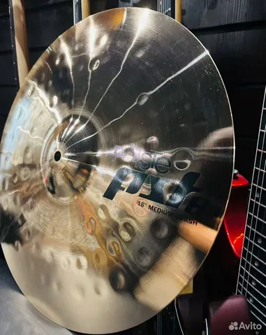 Тарелка Paiste PST8 Crash Medium 16